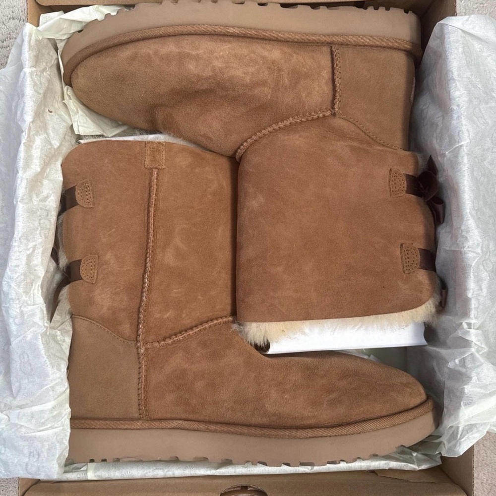 Ugg Chestnut Bailey II Boots W10